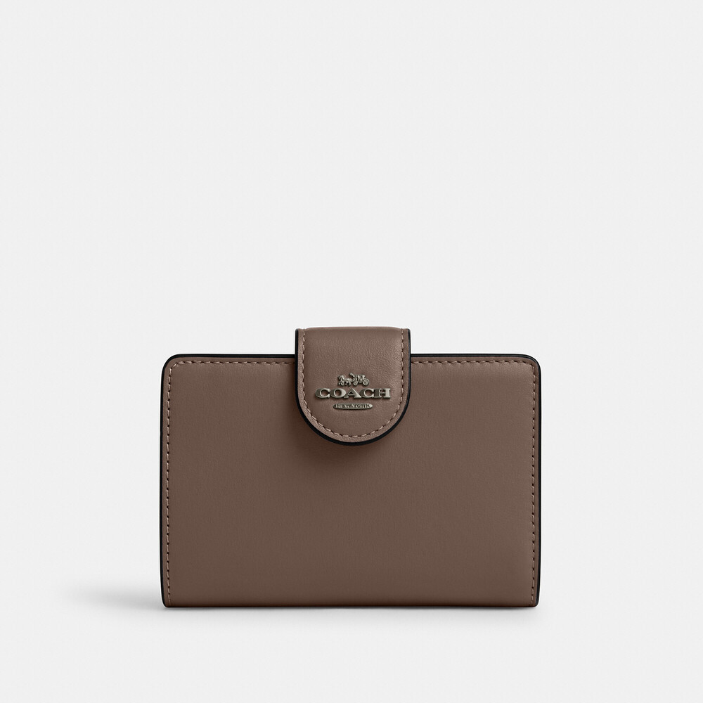 Coach Medium Corner Zip Wallet